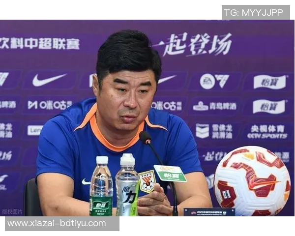 韩鹏:总结比赛经验提升中前场压迫是我们未来的目标 韩鹏:总结比赛经验提升中前场压迫是我们未来的目标