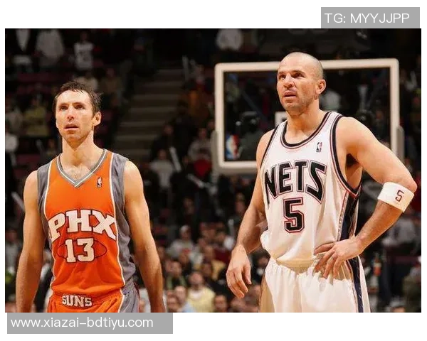 小哈达威神勇表现半场轰下17分其中次节独得12分三分球频频命中 小哈达威神勇表现半场轰下17分其中次节独得12分三分球频频命中