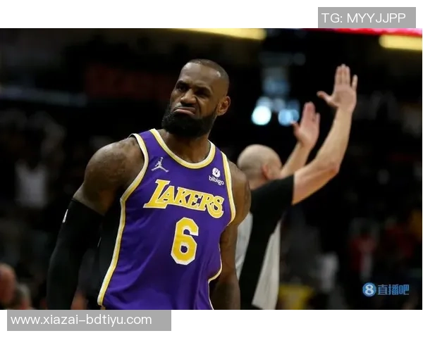 帕森斯:詹姆斯回归后里夫斯依然是湖人队的第二选择 帕森斯:詹姆斯回归后里夫斯依然是湖人队的第二选择